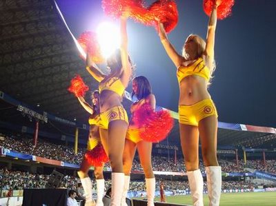 Cricket Hot Cheerleaders